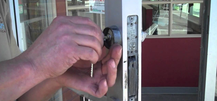 commercial door lock repair Yuba City